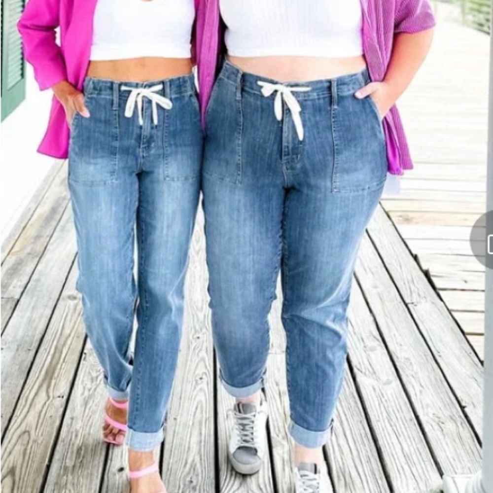 Judy Blue Airplane Mode Joggers -New With Tags